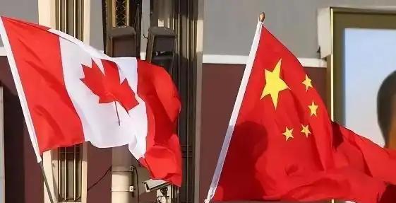 被中方三记重拳打懵，加拿大总理当着全球对华喊出一句话，西方目瞪口呆中国在外交方