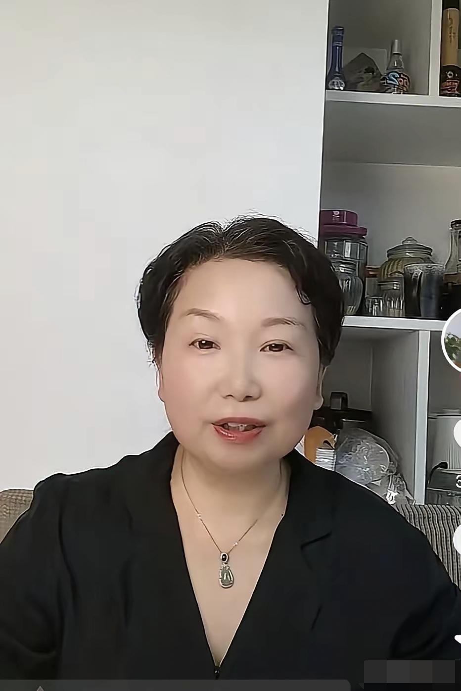 错换人生28年的事件，对于双方，都是悲剧。医院已经依据法院判决，对双方进