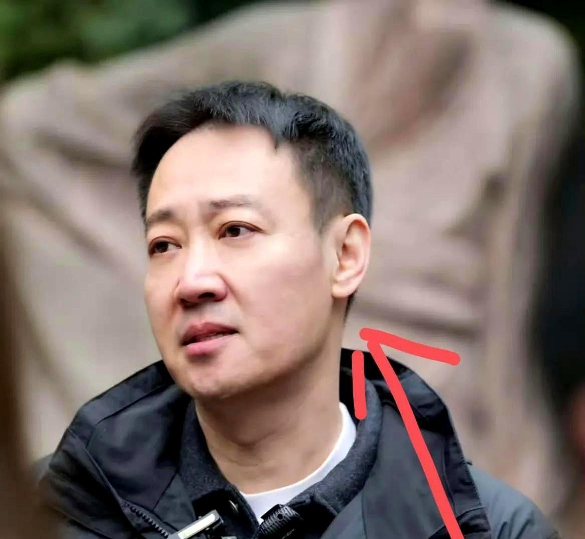 辛柏青已经很难再结婚了，原因很简单，不是因为他年纪轻轻丧偶，也不是因为他长的不够