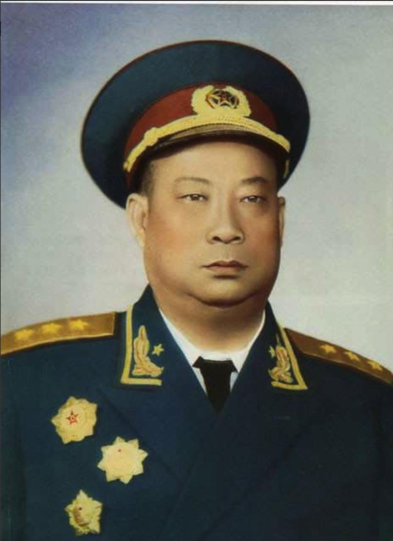 1947年，我军缴获一匹战马，贺龙一看特征脸色大变，当即下令：派一个师也要把马主