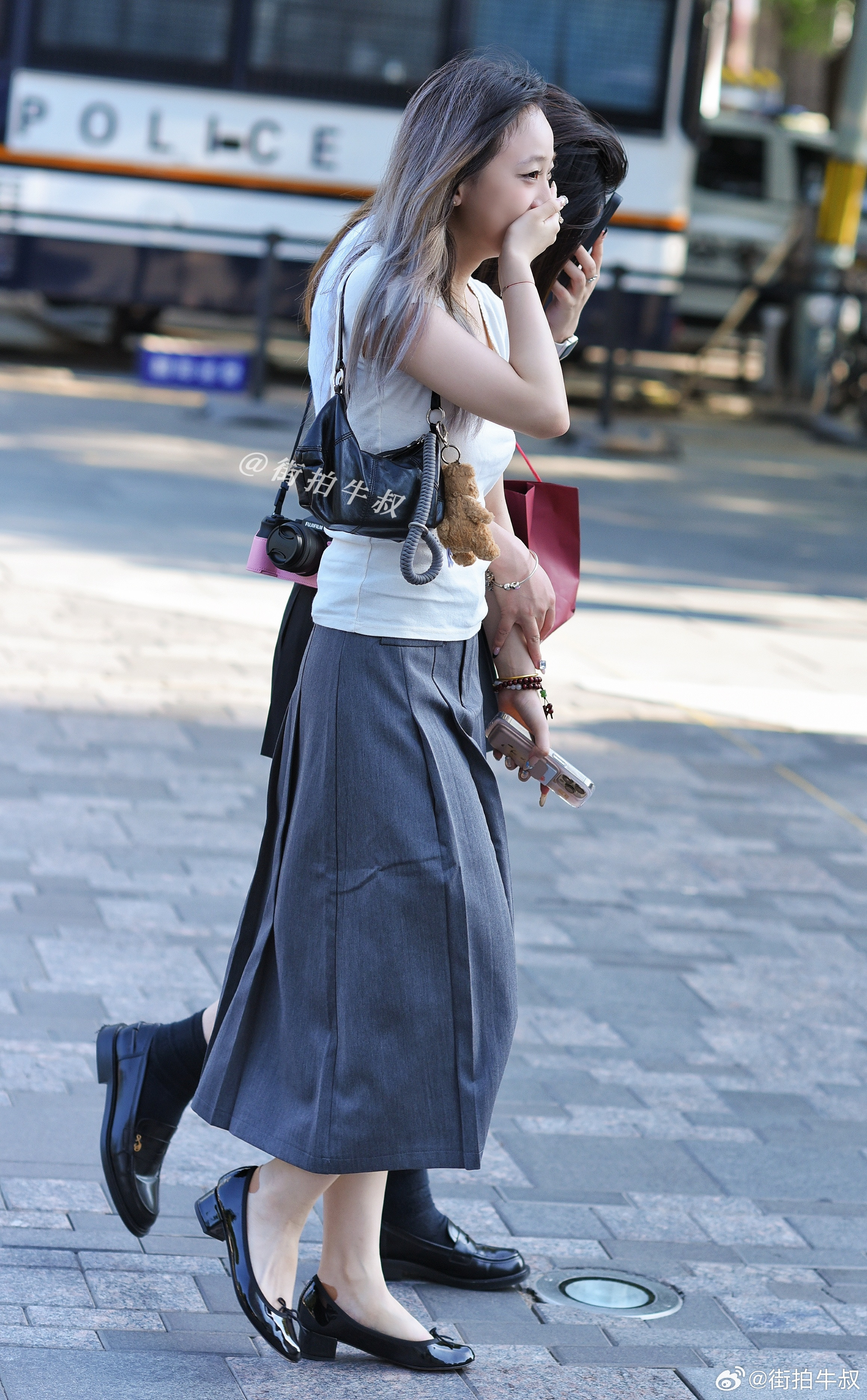 气质学院风的裙装穿搭