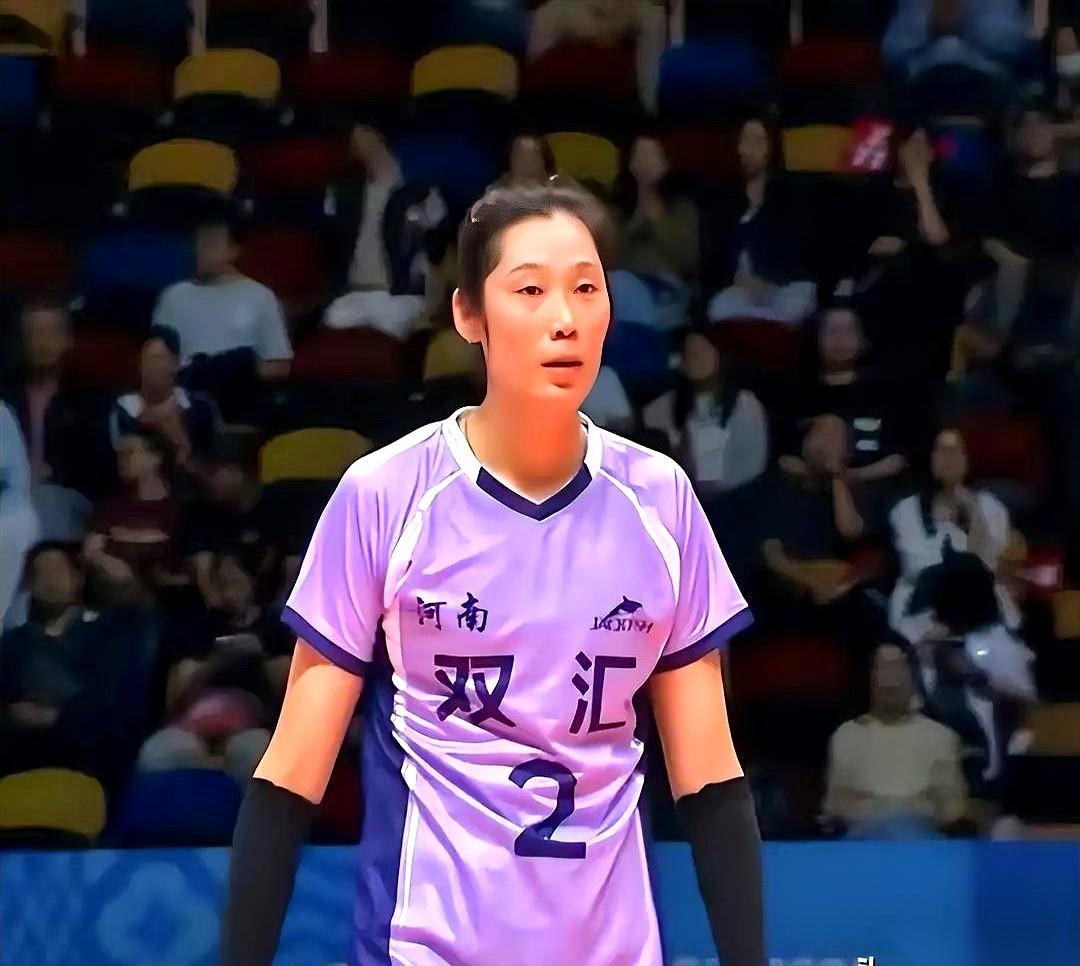 600万。就为了打几场全运会。一个河南人，穿上了四川队的队服。这事儿听着，就