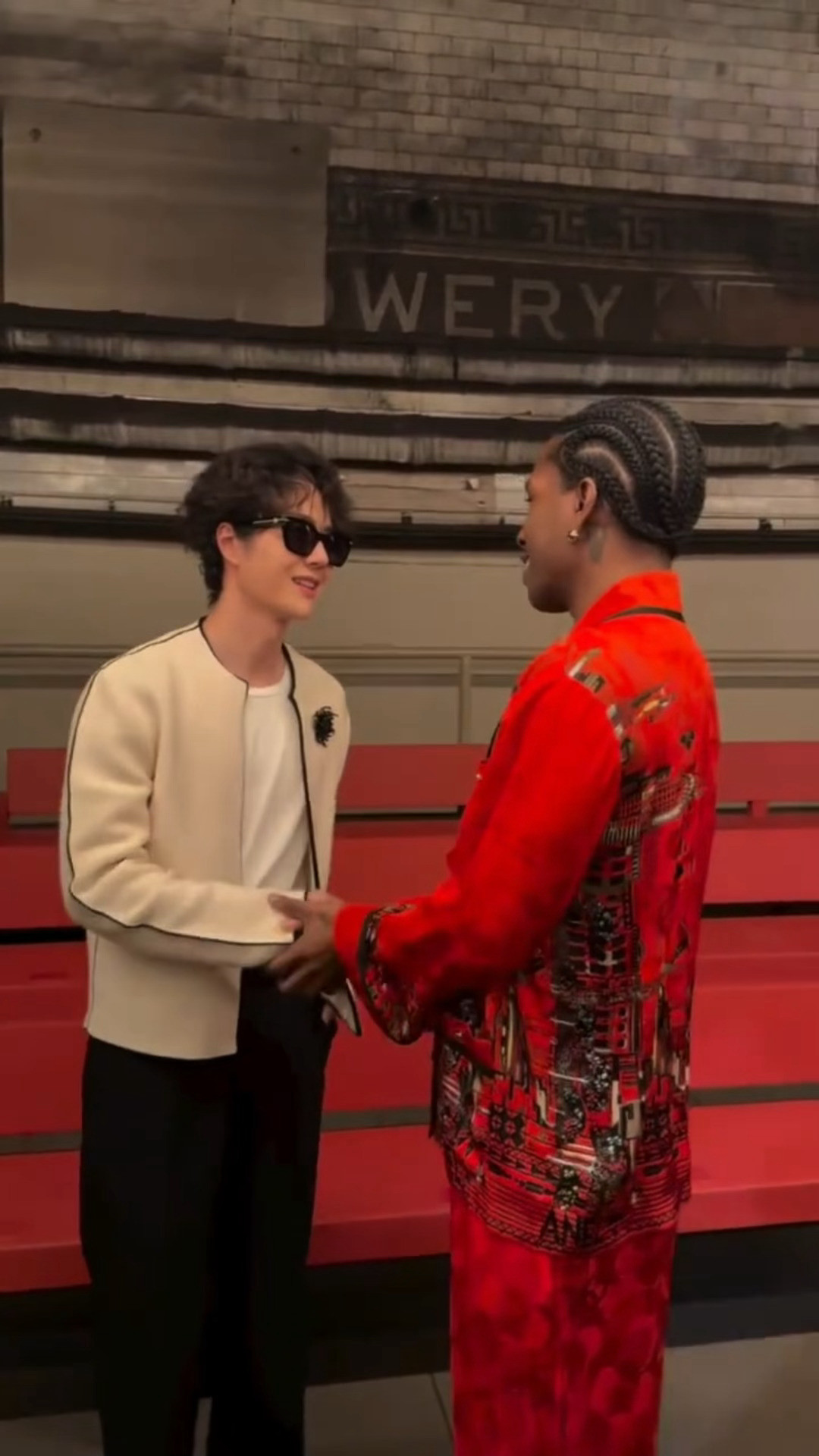 偶像变同事，王一博的追星运我接🙏🏻🙏🏻🙏🏻王一博追星偶像变同事王一博