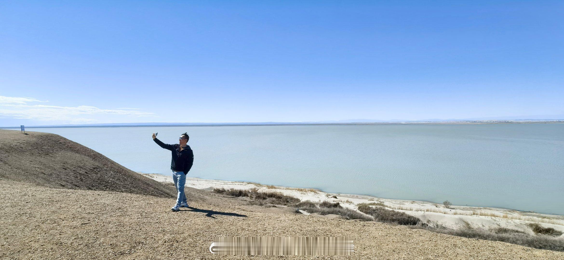 问了一下当地人，来新疆，自驾游路线：乌鲁木齐-阿勒泰-克拉玛依-赛里木湖-独库公