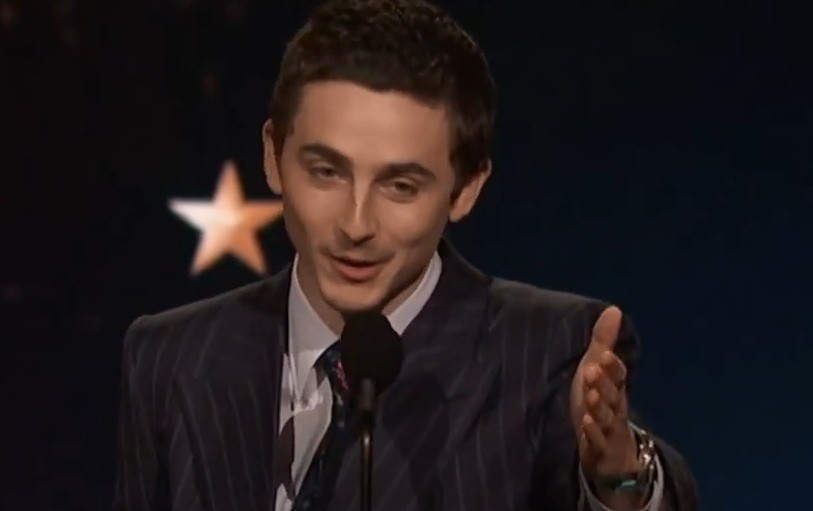 甜茶首夺评论家选择奖影帝提莫西·查拉梅凭《至尊马蒂》首夺评论家选择奖电影最佳男主