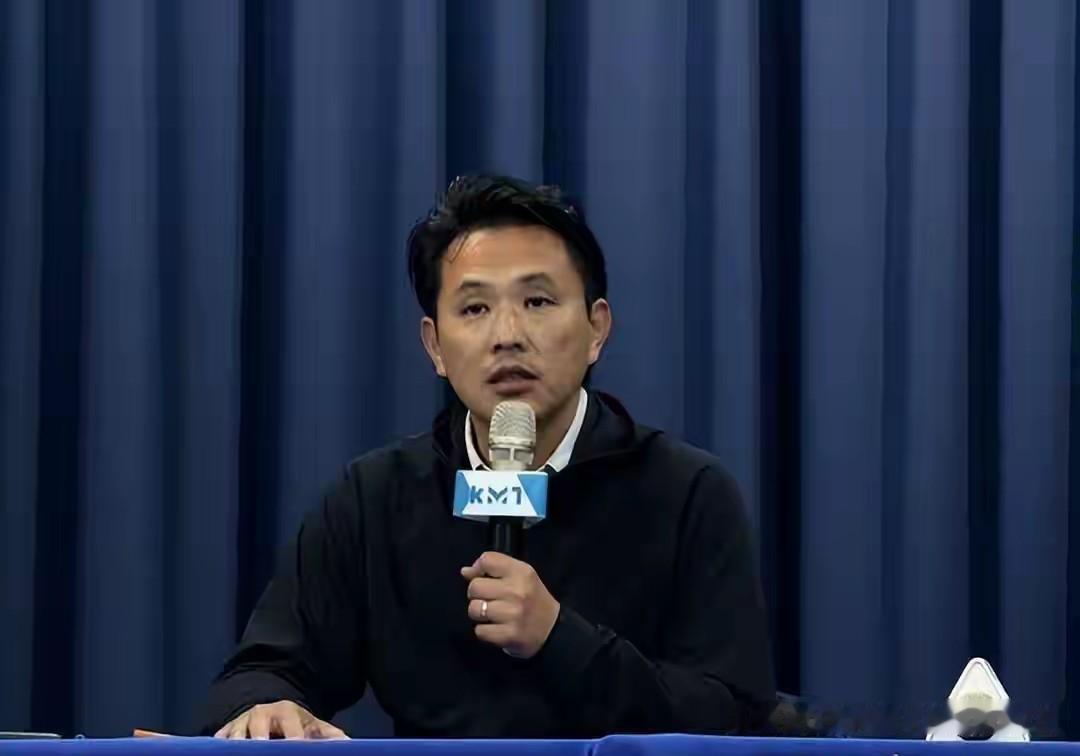 郑丽文团队又添强援！尹乃菁正式离职，陈以信接班。尹乃菁早在5月初就提交了辞呈