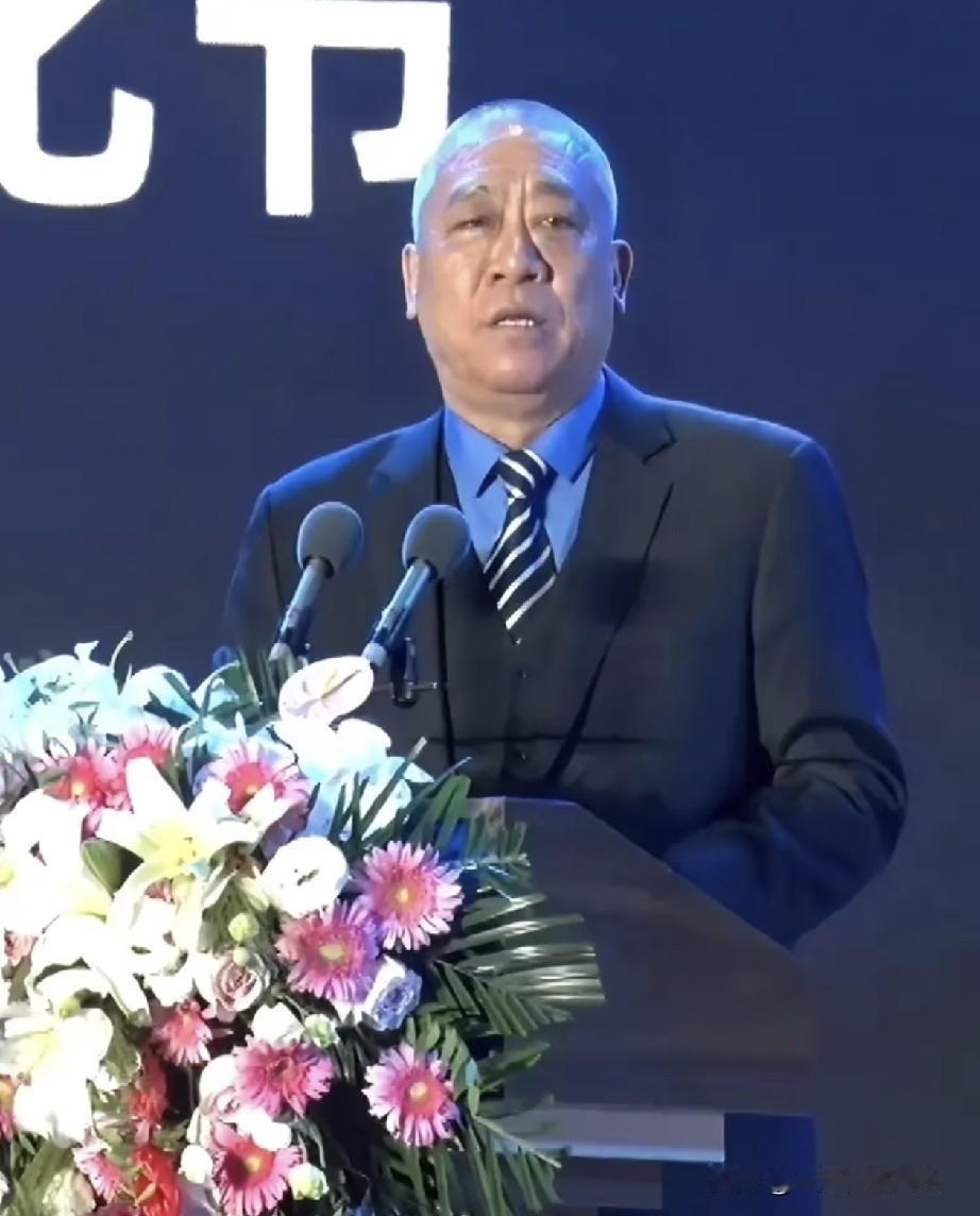 奉劝大家，都别想着进崔培军的公司了，不是不招人了，也不是招人严格，而是