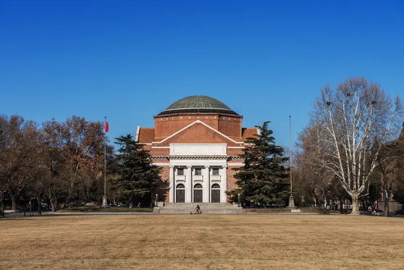 清华大学今晚给庞众望颁奖！从寒门苦娃到科研尖兵，他的逆袭太燃了家人们，今晚