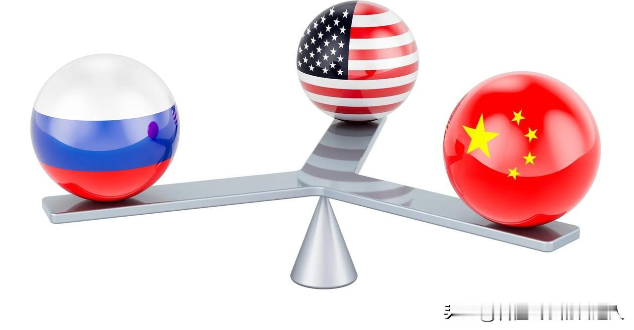 说中国是俄罗斯的“钱袋子”？这比喻太软，甚至根本不懂现代战争的工业逻辑。准确地说