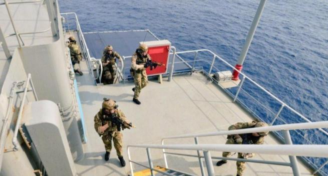 “将计就计"，贝拉1号狂发75次求救信号，让美国海军颜面尽失……据环球网，1