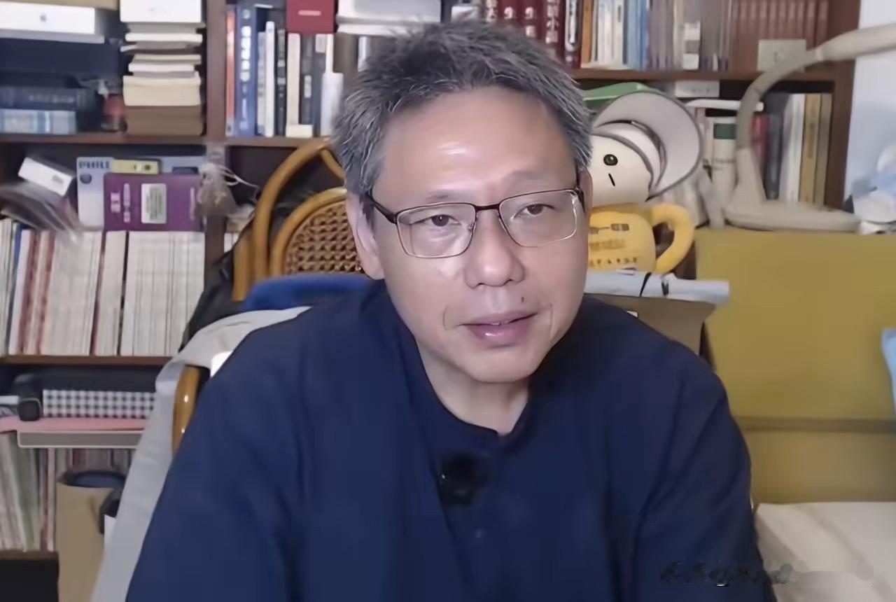 更为恶劣的是，谢寒冰近日再次叫电视节目中嚷道:“我又不会去大陆，也请大陆网友少看