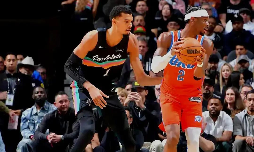 雷霆西部第一，但突然“不会打球”了。连输马刺两场，不是偶然。马刺撕开了雷霆