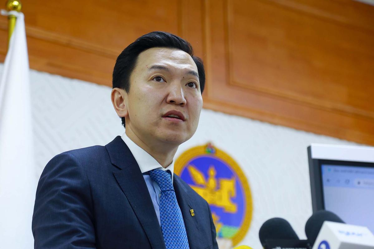 近些年来，国际舆论场总会出现一种颇为有趣的现象：每当中国攻克一套大型复杂的高技术