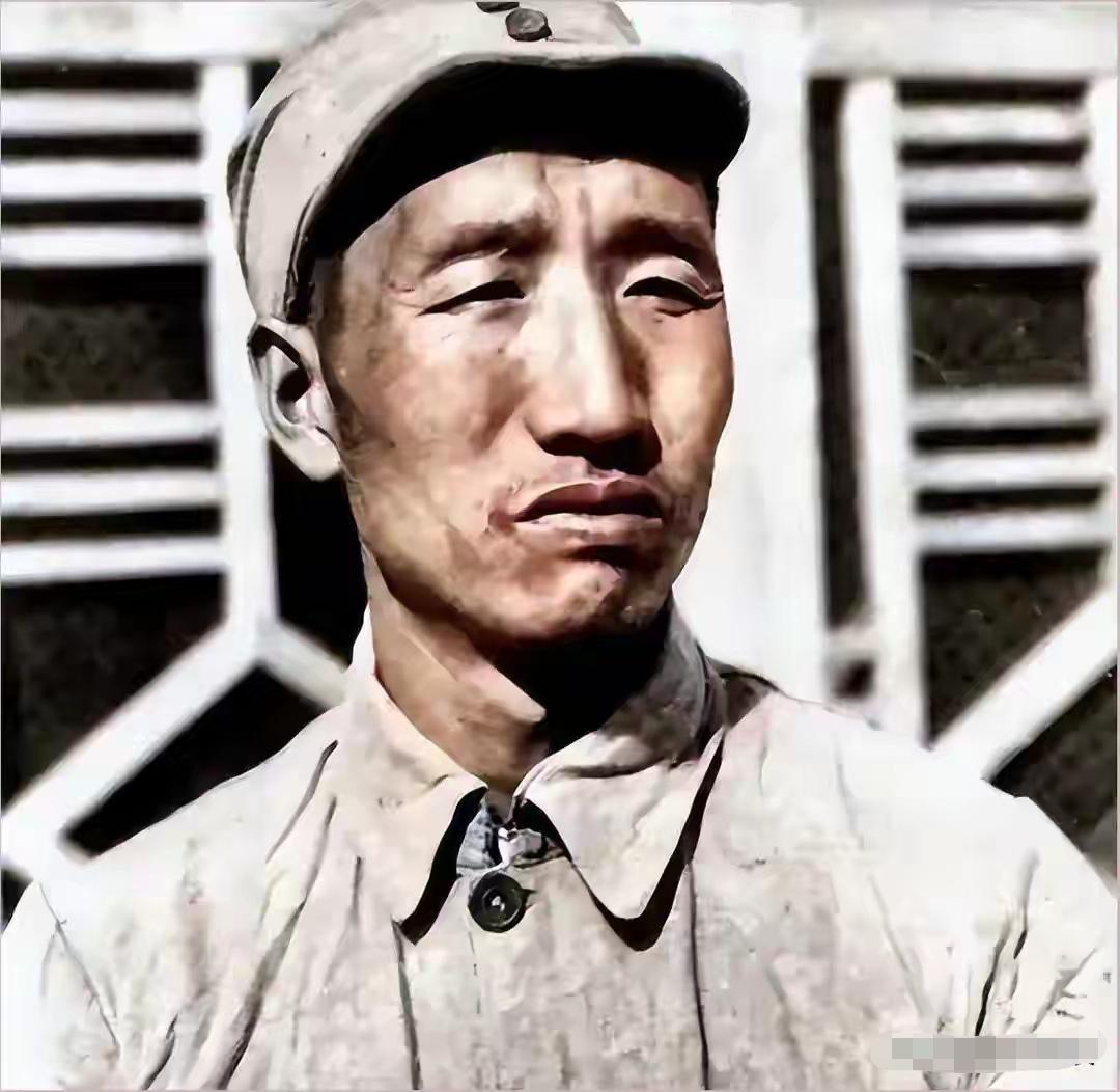 1982年，一份文件判了红安卷烟厂死刑，秦基伟将军拿着一张6年前的旧批文，敲开两