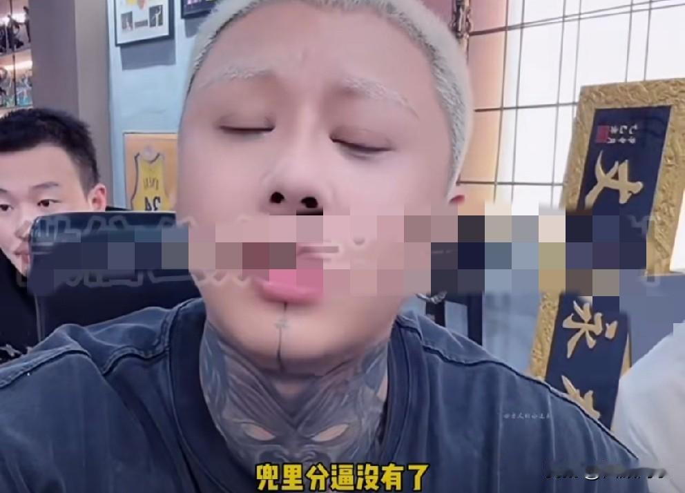 大弟重返“丈门”辟谣外界传闻。聊到大弟，方丈说：他现