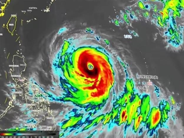 台风“巴威”还没到，湖北就全省“一级战备”了：停工、停课、工地歇、景区关，连地铁