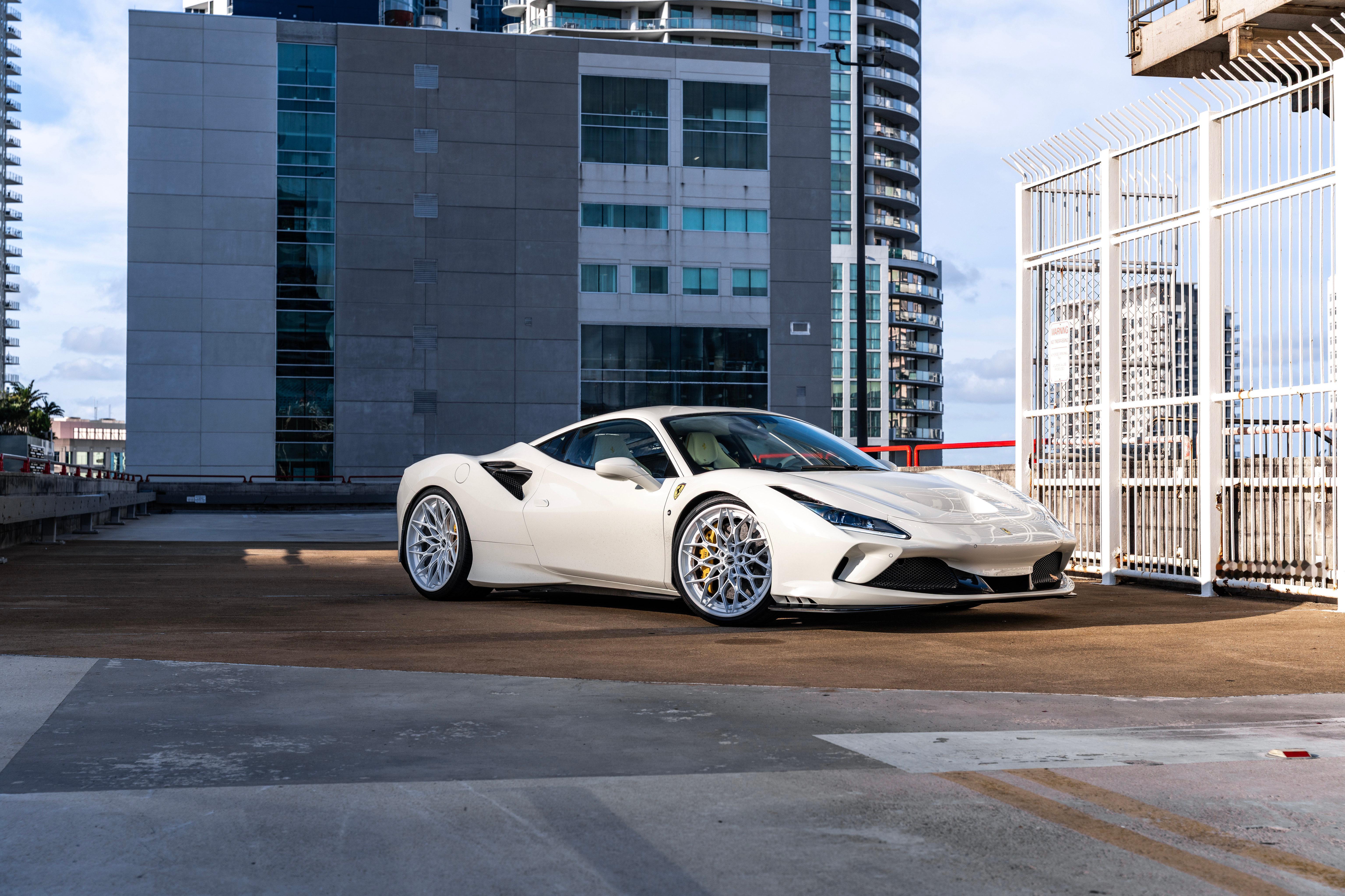 法拉利FerrariF8Tributo，白马王子​​​