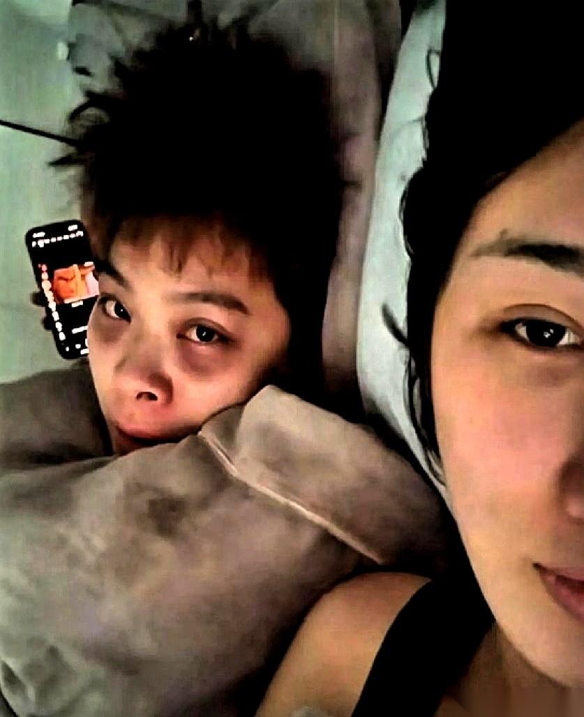 浙江这对情侣，把家门反锁，手机调成静音，整整几个月没去上班。男生先丢了饭碗，没