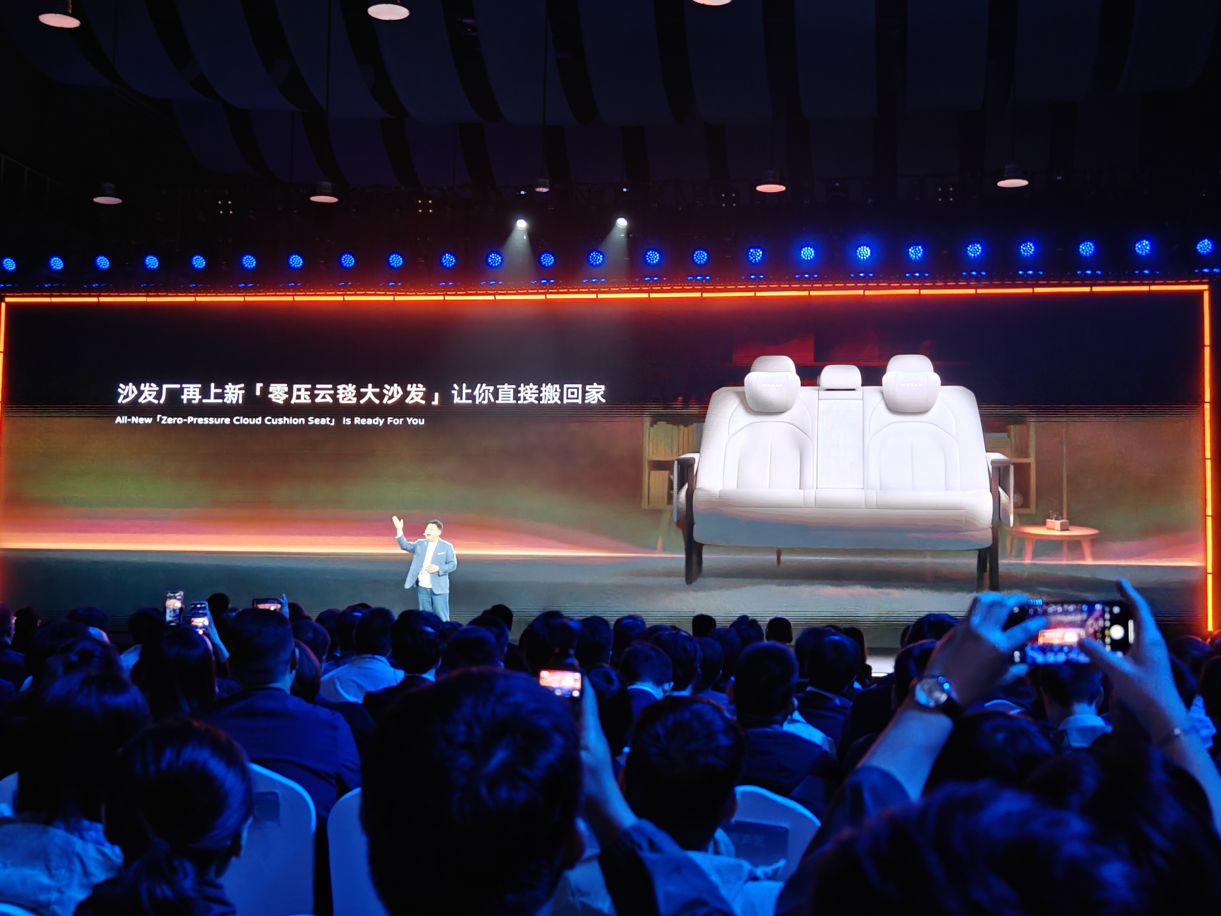 🔻沙发厂做沙发，十分合理吧