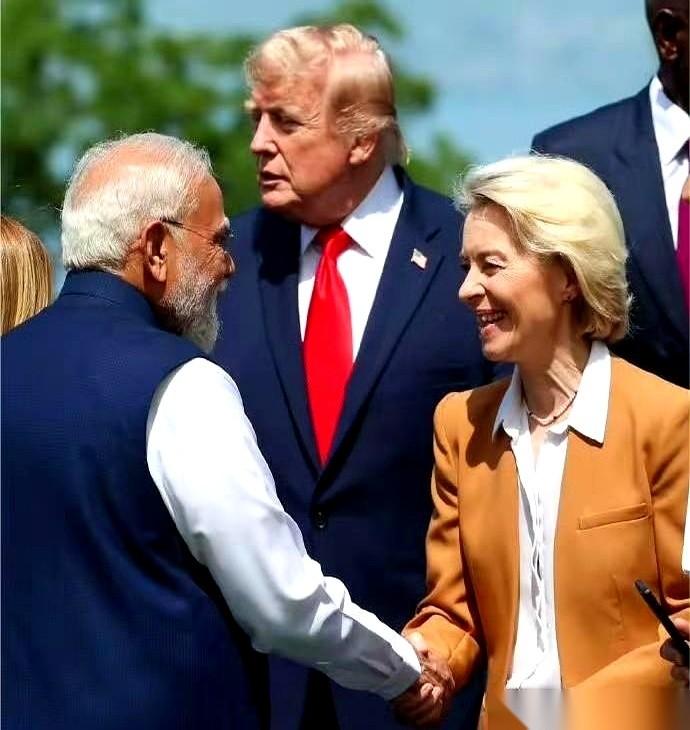 都说G7那张桌子，莫迪挤不上去。错了。真相是，那帮人不敢让他坐。法国人为什