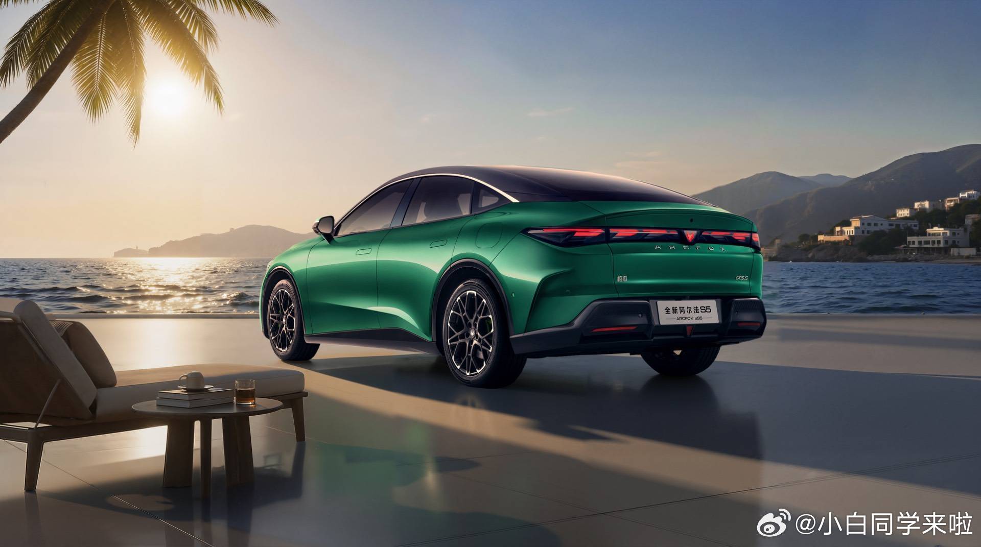 极狐阿尔法S5今天开启预售，预售价11.28万起，正式上市肯定还会调整。