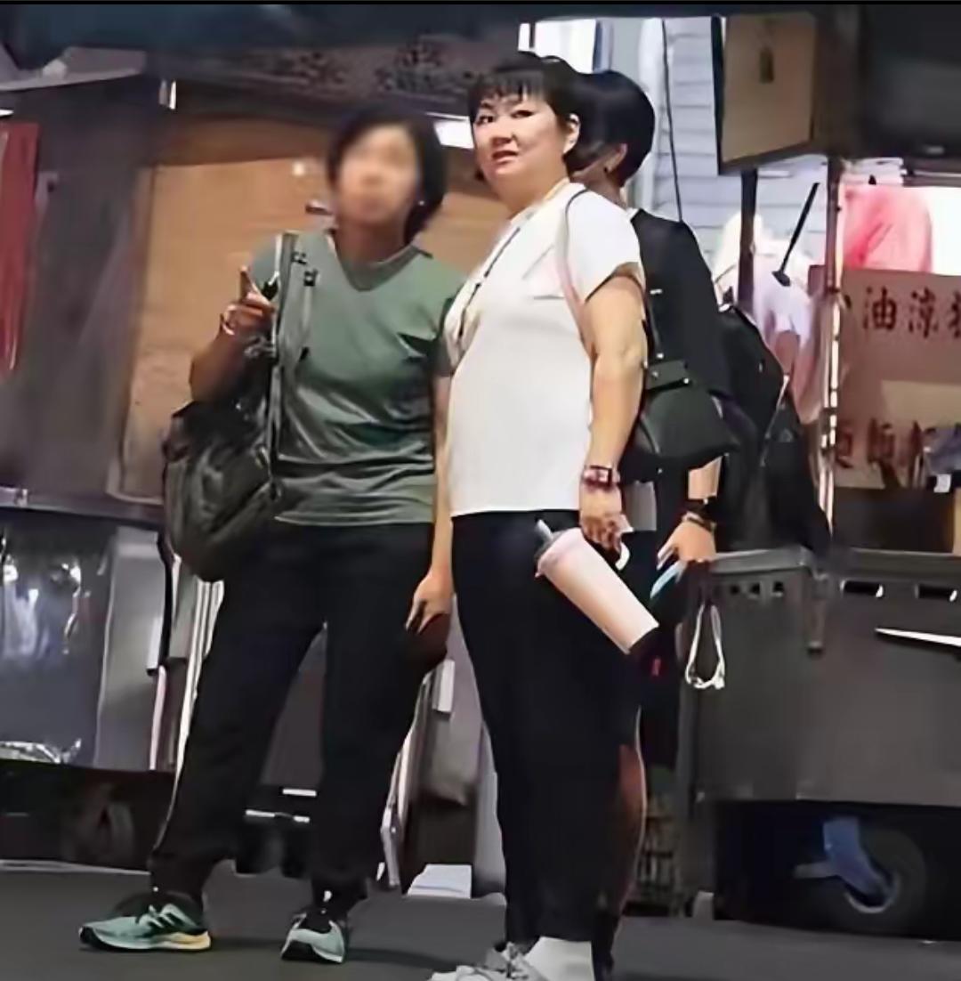 天呐！简直不相信自己的眼睛，以前那个貌美如花的她，如今简直判若两人，你还能认出她