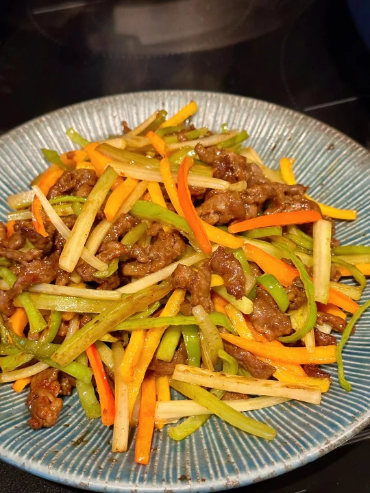 北美厨房炒媲美中餐馆小椒牛肉丝的制胜关键