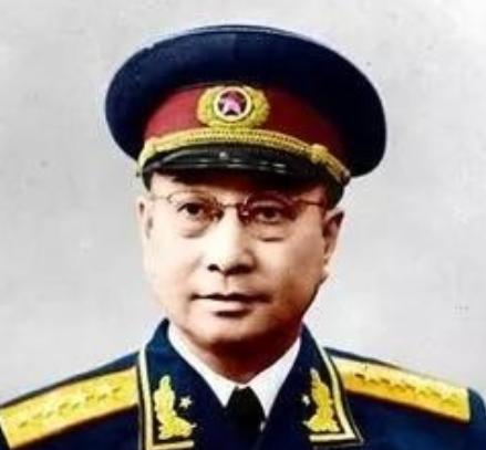 1952年，沈毅被判处枪决，陈赓闻言大惊，亲自出面求情希望留他一命，毛主席：你去