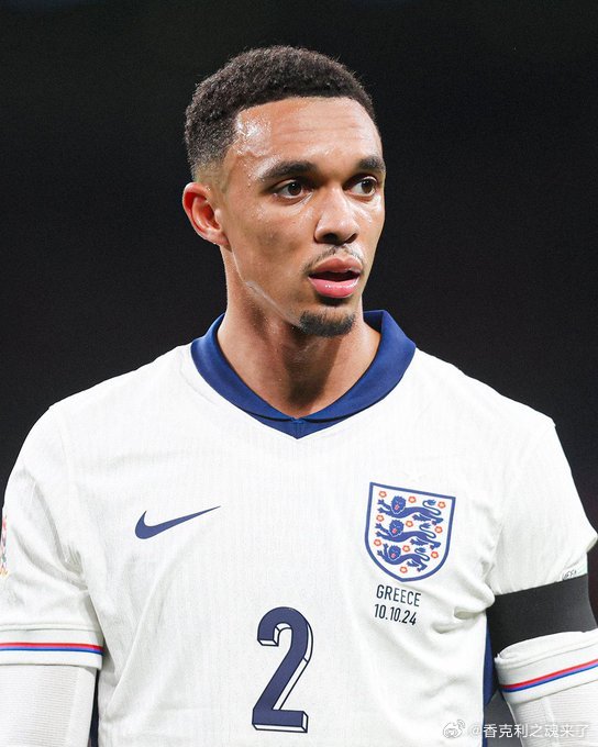 阿诺德目前在英格兰国家队的状态-里斯·詹姆斯受伤-沃克退出国家队-特里