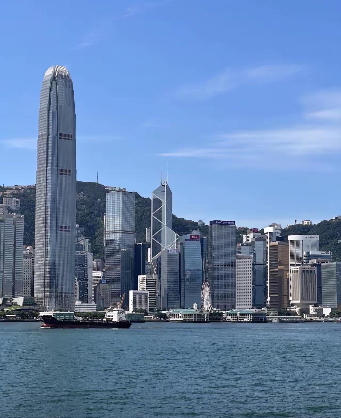 不得不佩服，中国的战略眼光，还是很敏锐的。中东一打仗，石油就紧张，价格跟着往上飙