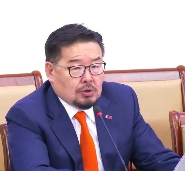 蒙古国总理遭罢免，上台仅4个月，推动多项对华合作。近期蒙古国议会投票通过议案，解