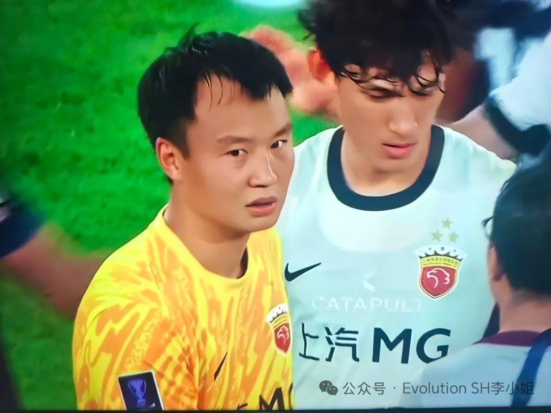 陈威转会申花亚冠赛场，替补球员为主的海港客场对阵全部是由归化球员和外援构成的柔