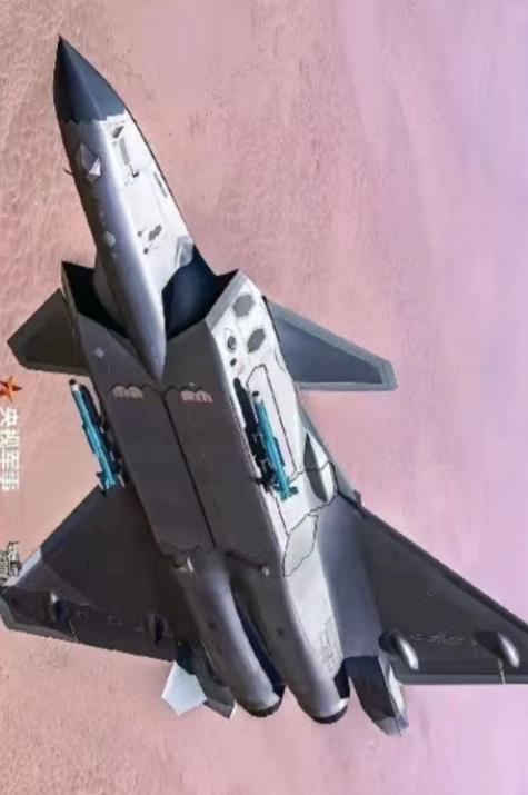 说一个对美国很残忍的事！以目前的技术水平，9架F22或许可以击落一架不带无人僚机