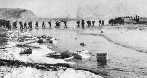 1951年，斯大林看到了志愿军在长津湖一战的表现后，做出了一个重要的决定。正是这