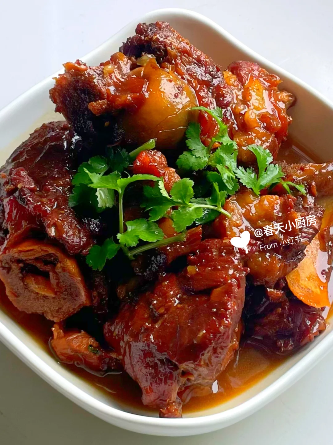 年夜饭硬菜C位预定！这道红烧猪大骨，啃出新