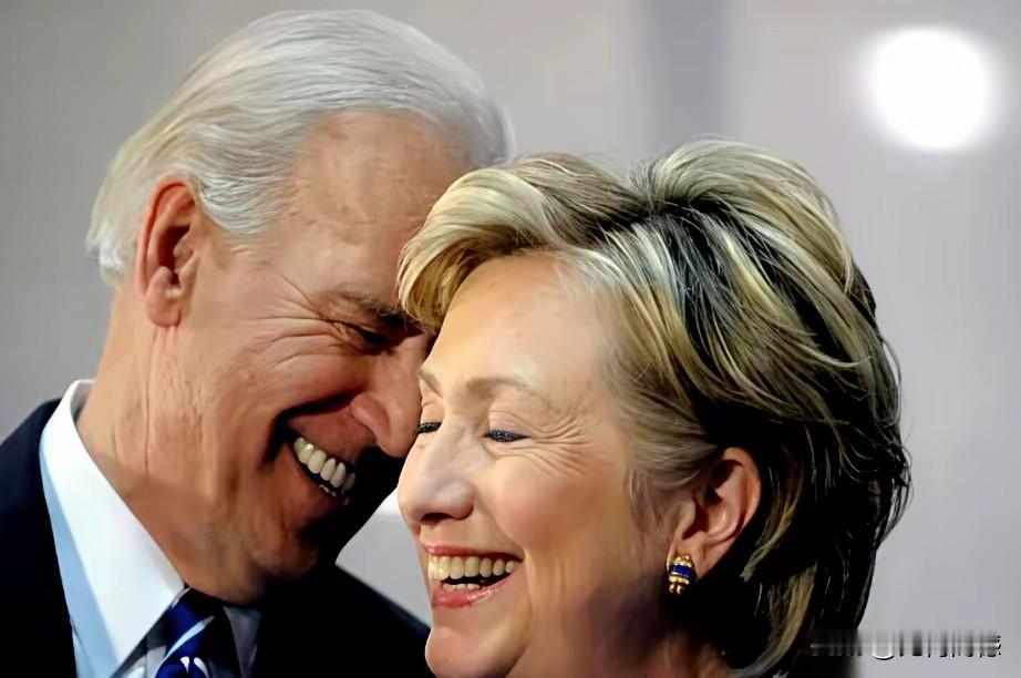 希拉里的内心世界是相当丰富的，通过她脸上的表情，能够感受到她内心的丰富，以及情感