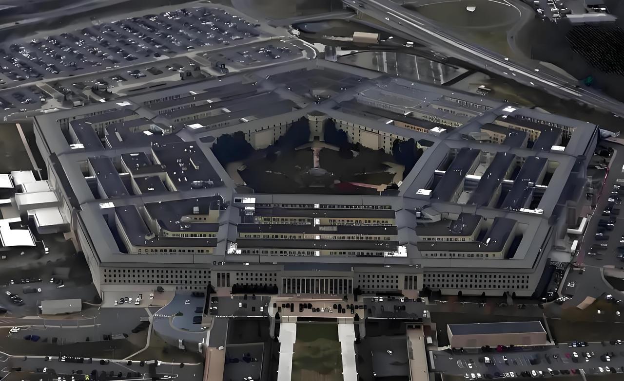 五角大楼罕见放软姿态，是缓和还是陷阱？中国该警惕三件事！当地时间2月14日