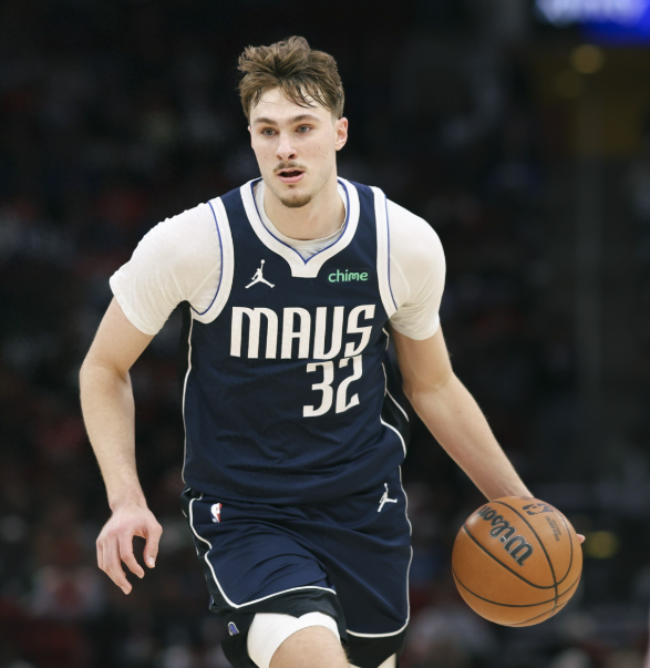 弗拉格下赛季数据预测忘记被崴脚毁掉的3场伤退和错失的现象级新秀数据吧，不算崴