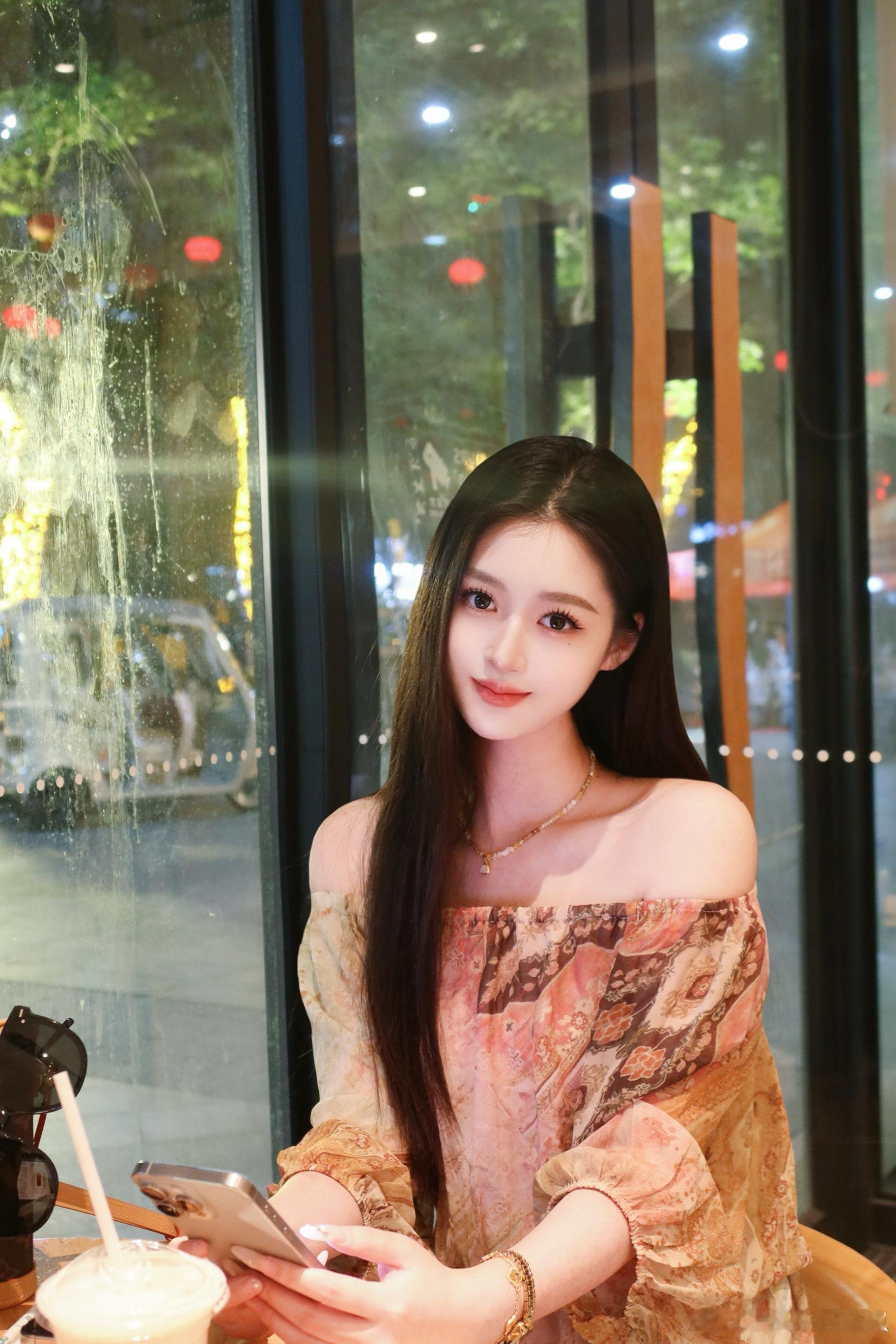让一下美女出没​​​