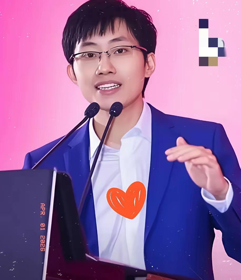 一年前是英雄，一年后是散户眼中的屠夫，梁文峰作为一个顶级的AI大佬，这样的变化值