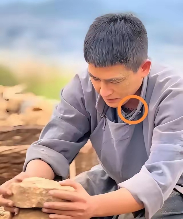现在全网最烦恼的人就是欧豪！不是因为太帅，​更不是因为演技，也不是没有片酬，