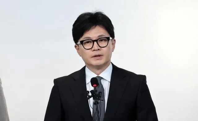 重磅消息！韩国国民力量党前党首韩东旭，多次会晤党内要员刘承文与安泽秀，试图联