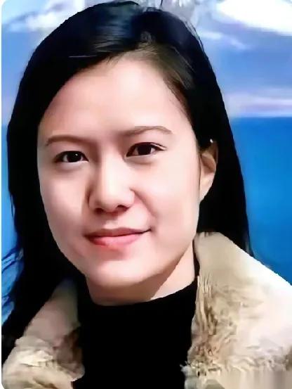 翁帆的爽感反击：活成自己的靠山！翁帆从不等“彩票”，在深圳买下写自己名字的