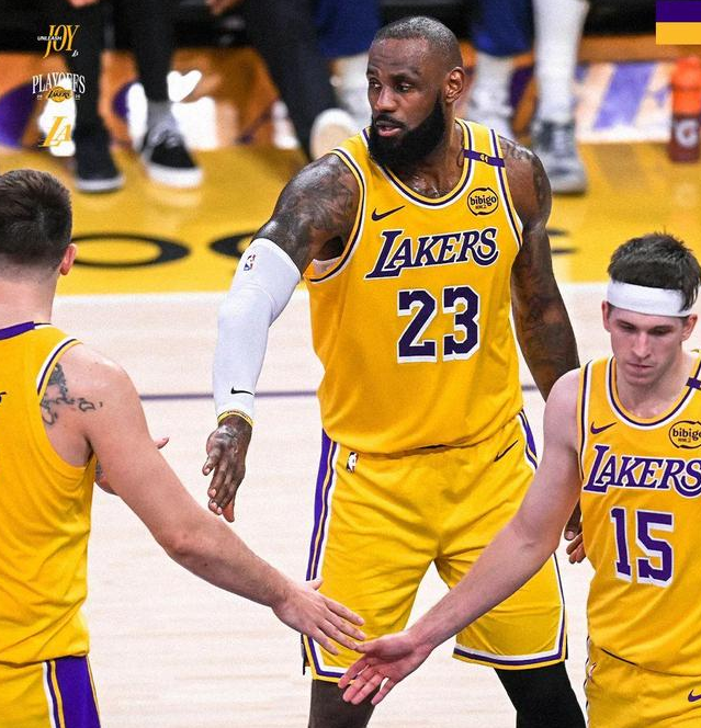 湖人休赛期到底谁走谁留，怎么做交易首先里弗斯，肯纳德，斯玛特要想办法留下来