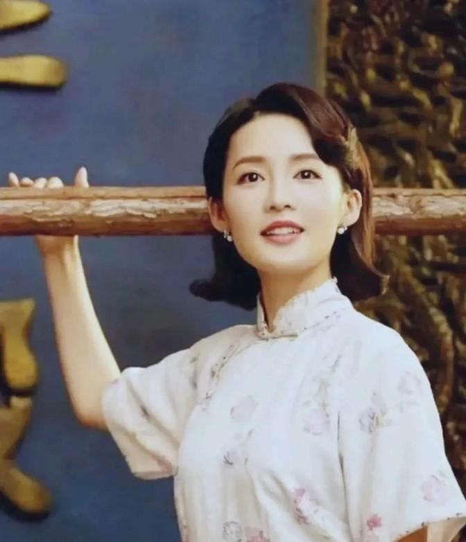 1950年，林徽因的儿子梁从诫参加高考落榜，她不相信自己的儿子考不上清华建筑系，