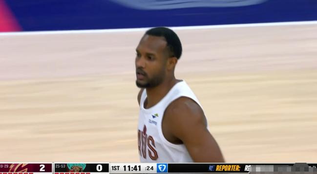 骑士球星莫布里真是太让人感到费解了！在今天骑士客场以142：126战胜灰熊的比赛