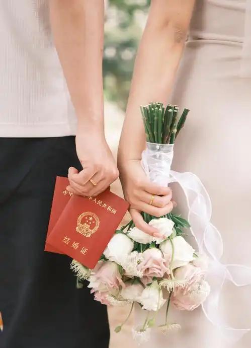 327.5万对！上半年结婚数据再创新低。年轻人不是排斥爱情，而是看清了婚姻的本质