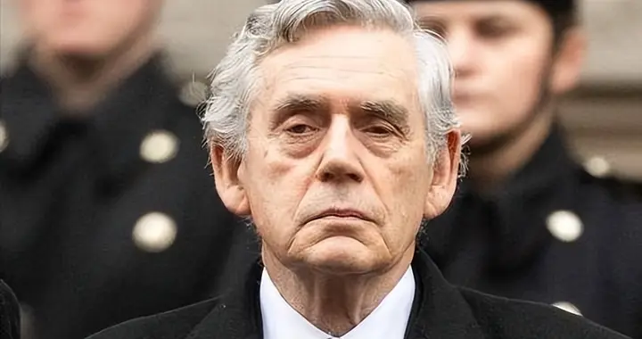 金价从850跌到280, 英国亏了上百亿! 择时的坑, 连国家都躲不过