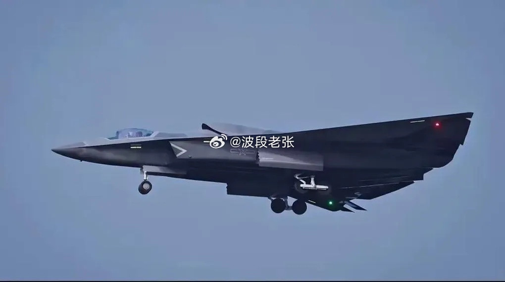我国武器装备发展已经从追赶者变为引领者！陆海空装备皆是如此！海军方面，076是世