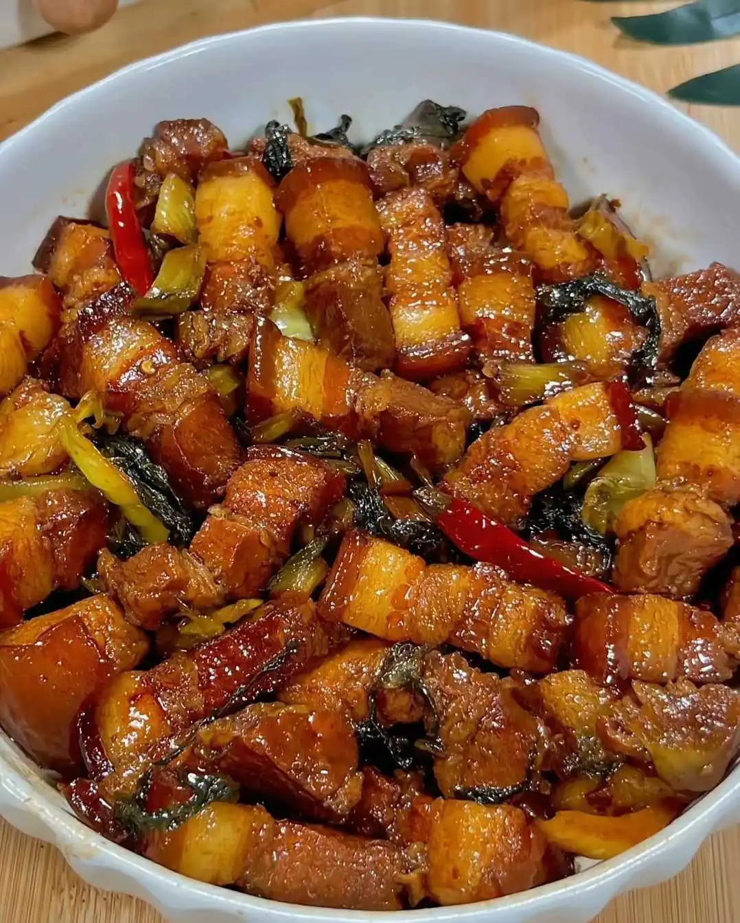 超级下饭的家常菜，酸菜炖五花肉，今天这个下饭菜，太棒了，吃了两碗大米饭！
